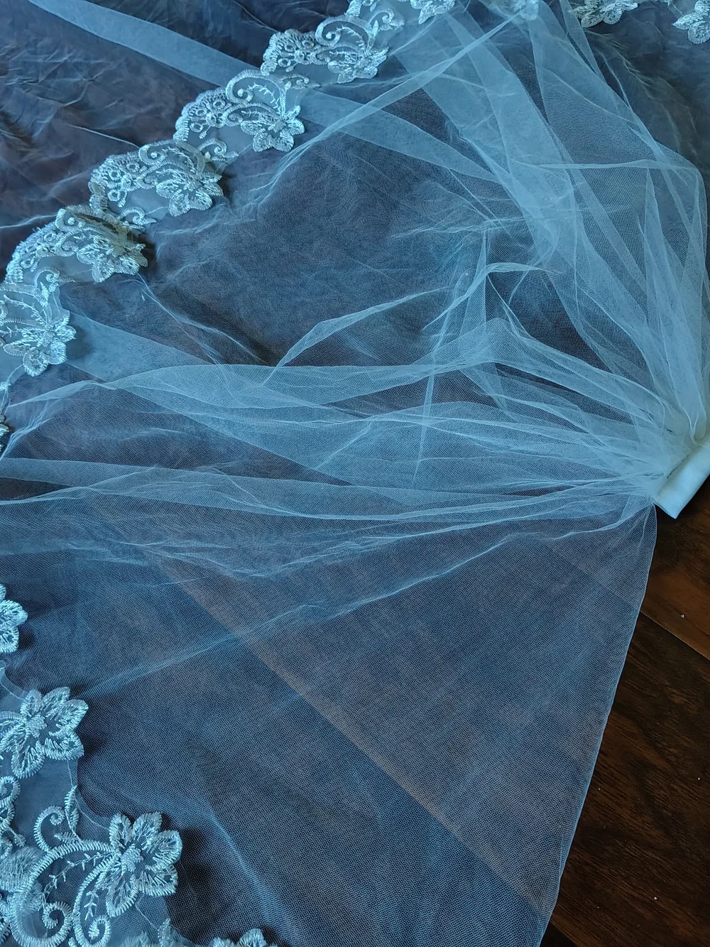 White lace double stacked Wedding veil hair pin comb